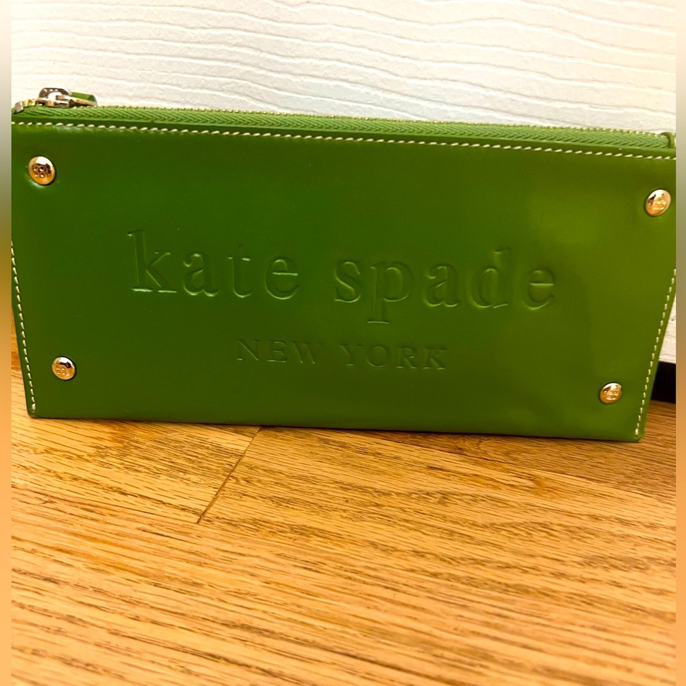 Kate Spade leather zip wallet